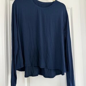 Lululemon Athletica Deep Blue navy Long Sleeve Top